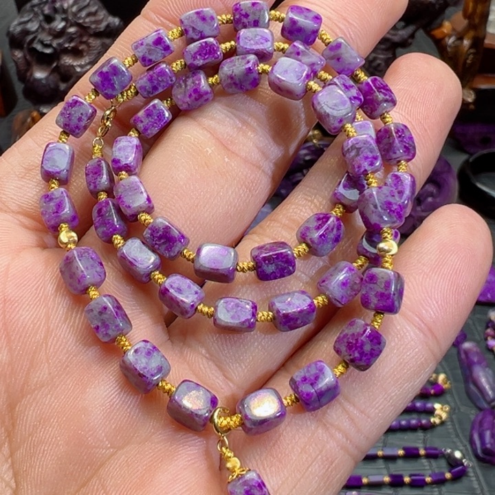 苏纪石（舒俱来）项链18K金镶嵌