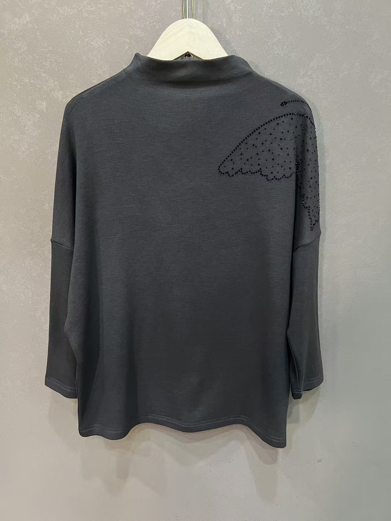 C-517时尚女款小衫