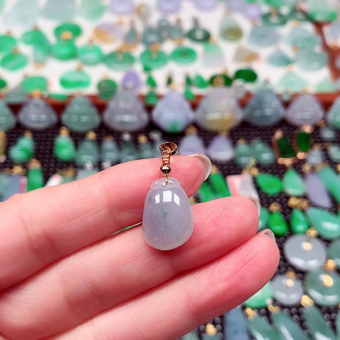 翡翠未镶嵌颈饰天然翡翠A货