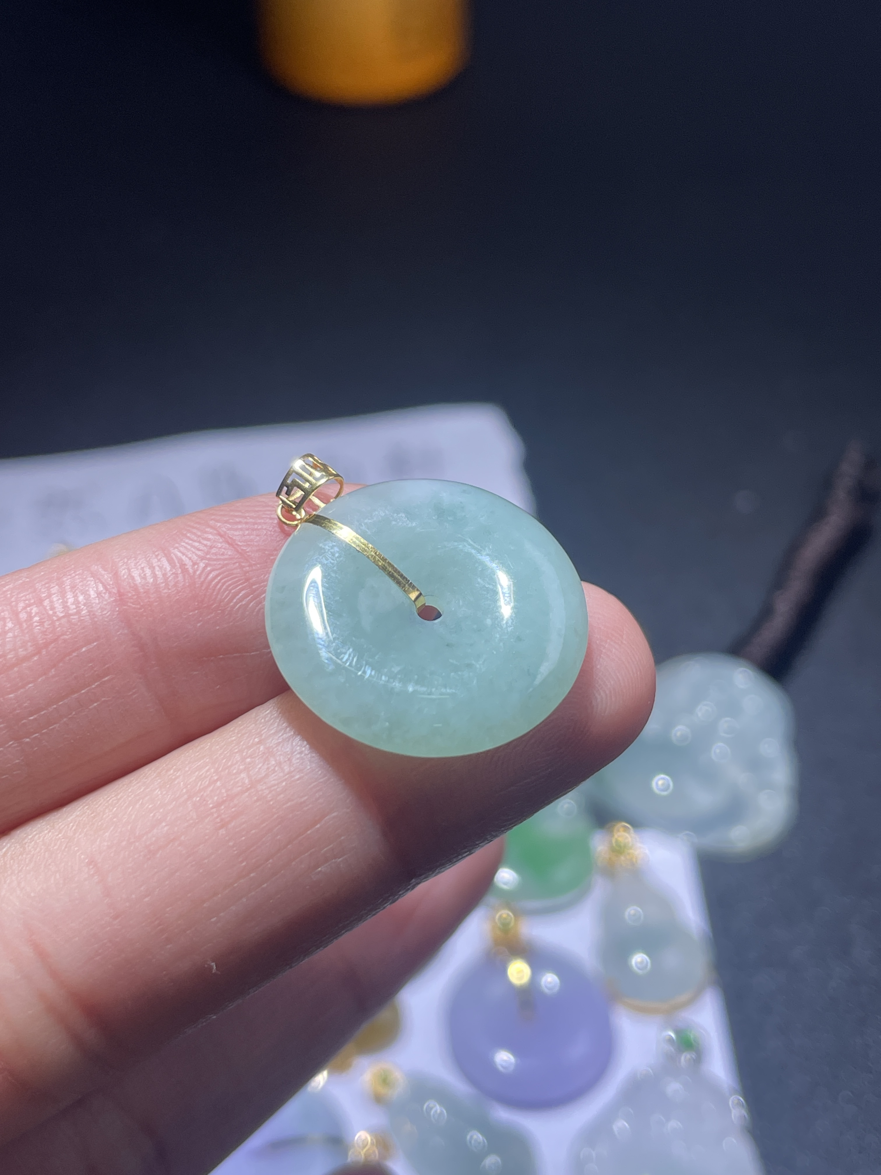 18k金天然a货翡翠吊坠