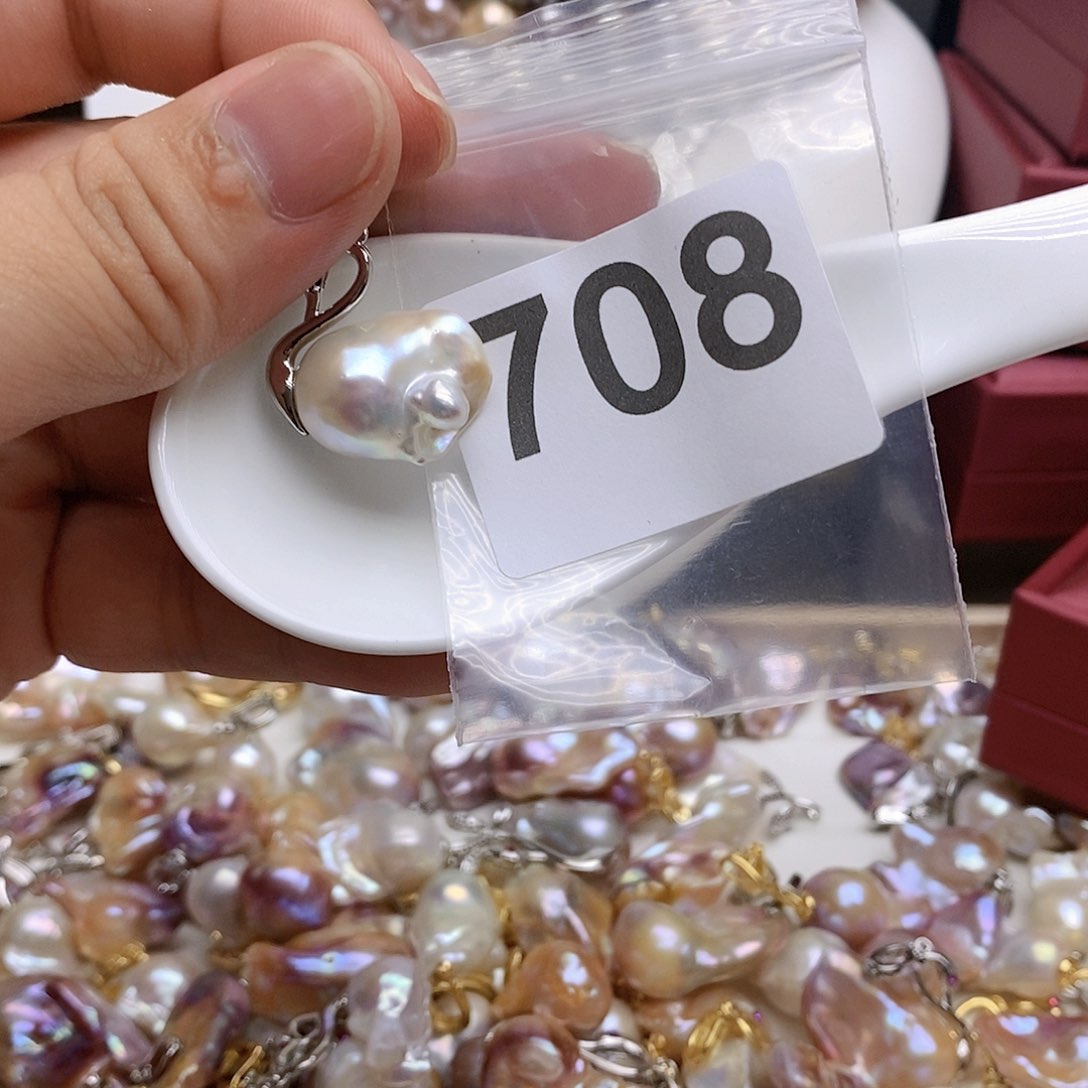 淡水珍珠未镶嵌颈饰708