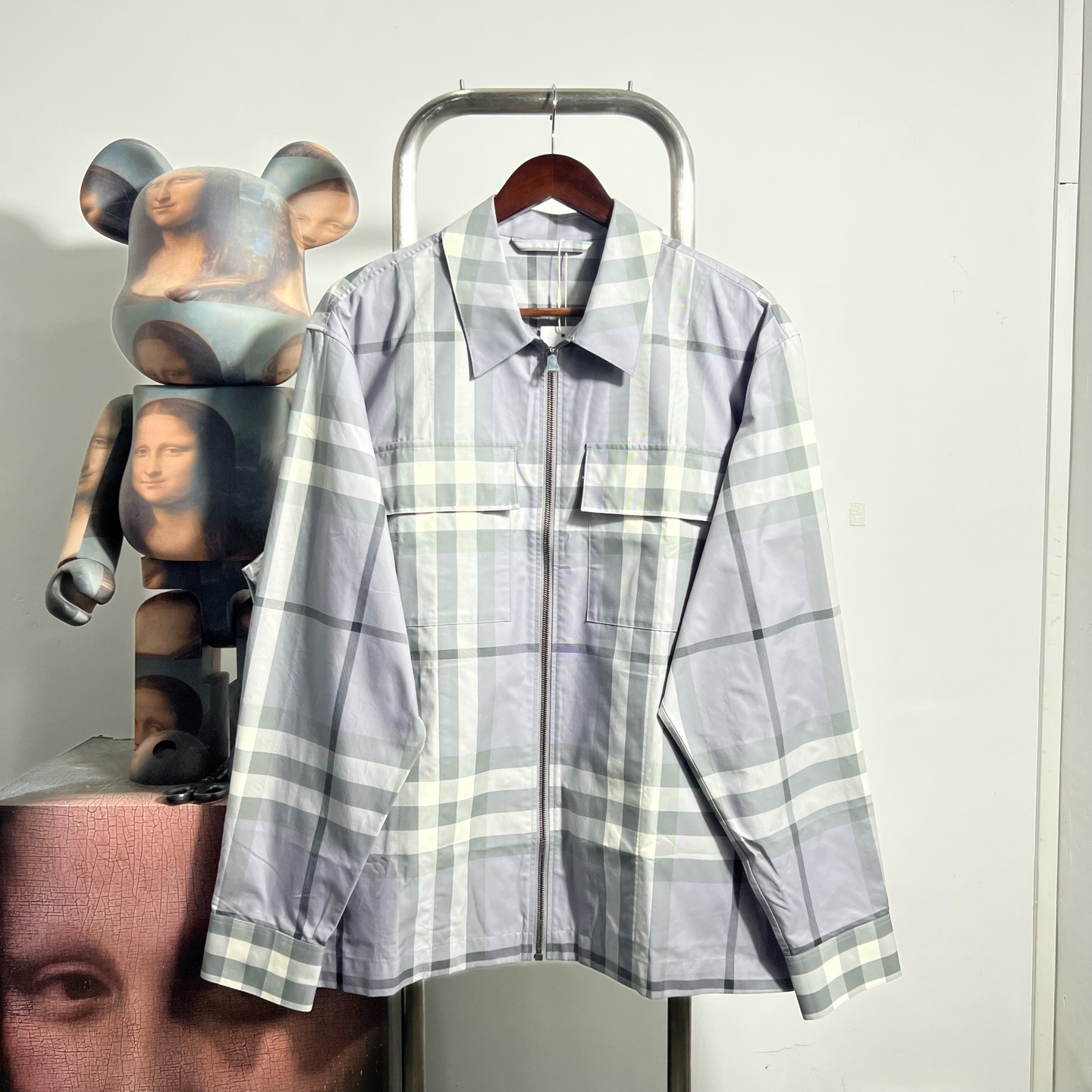99新 BURBERRY/博柏利 巴宝莉格纹拉链外套U0709尺码：XL