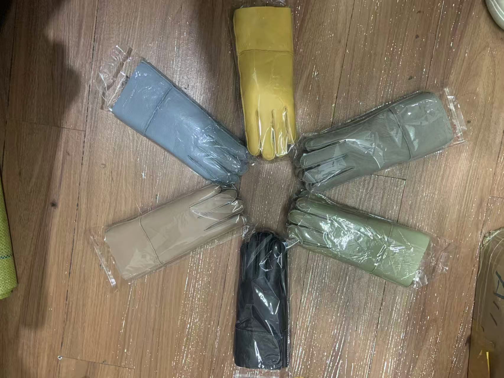 男女同款羊皮手套冬季加厚皮毛一体五指手套