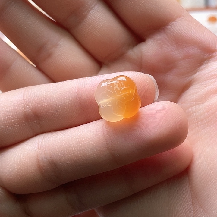 玛瑙/玉髓未镶嵌玛瑙柿子