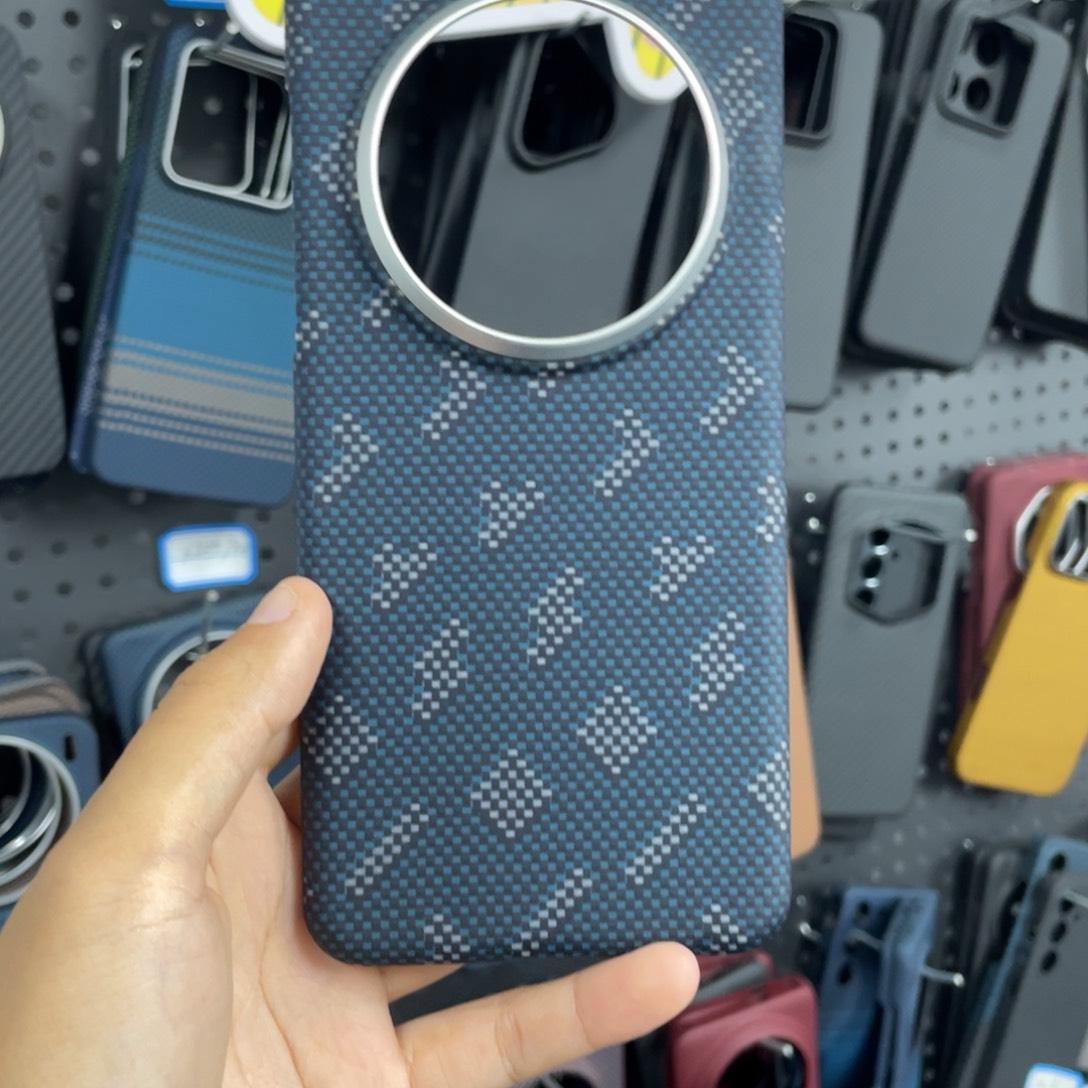 mate70Pro方块蓝微瑕