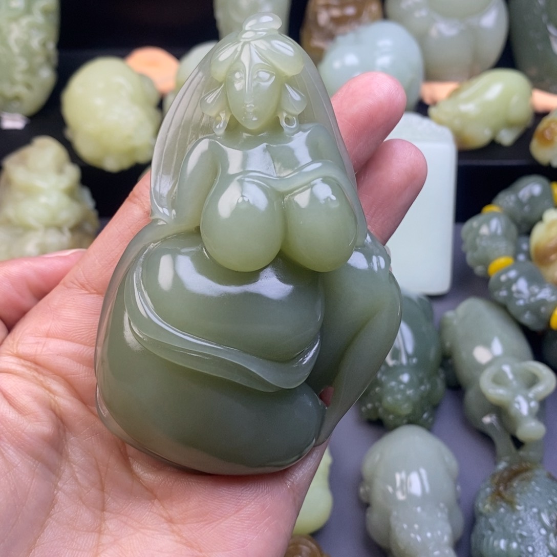 和田玉把件未镶嵌毛***仰