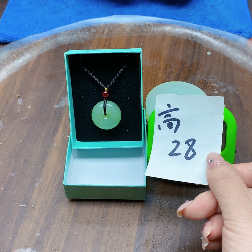 【闪购商品】未镶嵌蛇纹石玉原石吳*