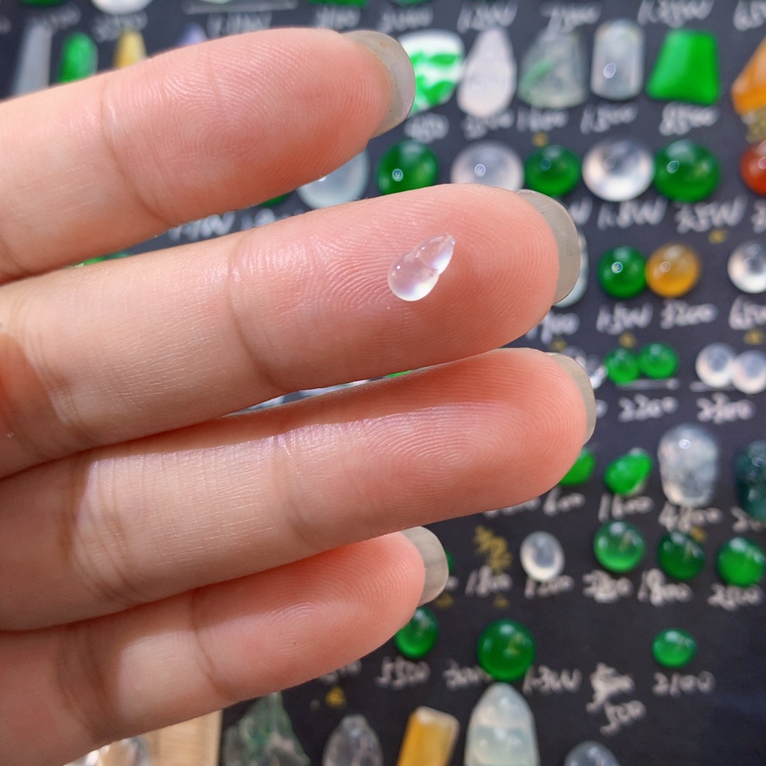 翡翠未镶嵌颈饰纯天然翡翠a货