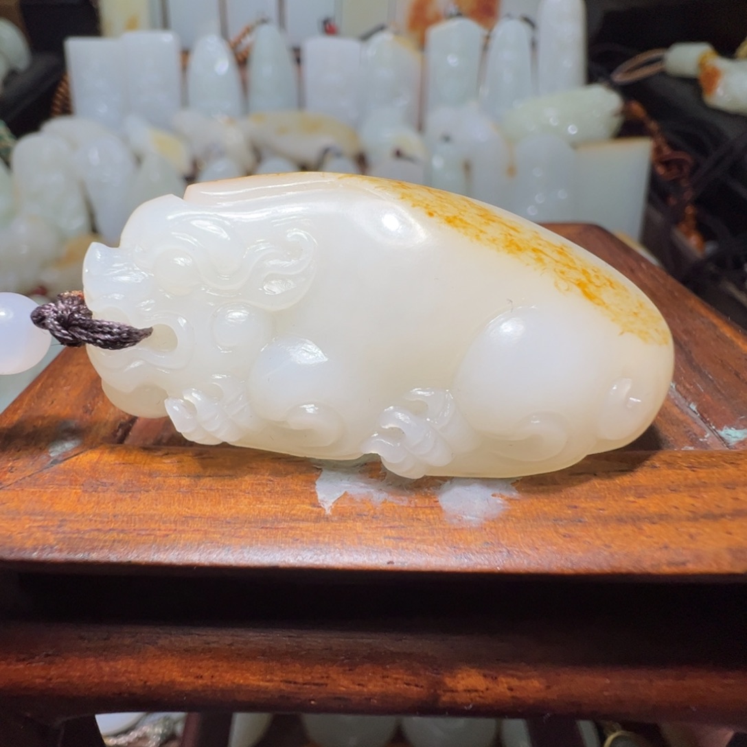 和田玉吊坠(不含链)未镶嵌温**行