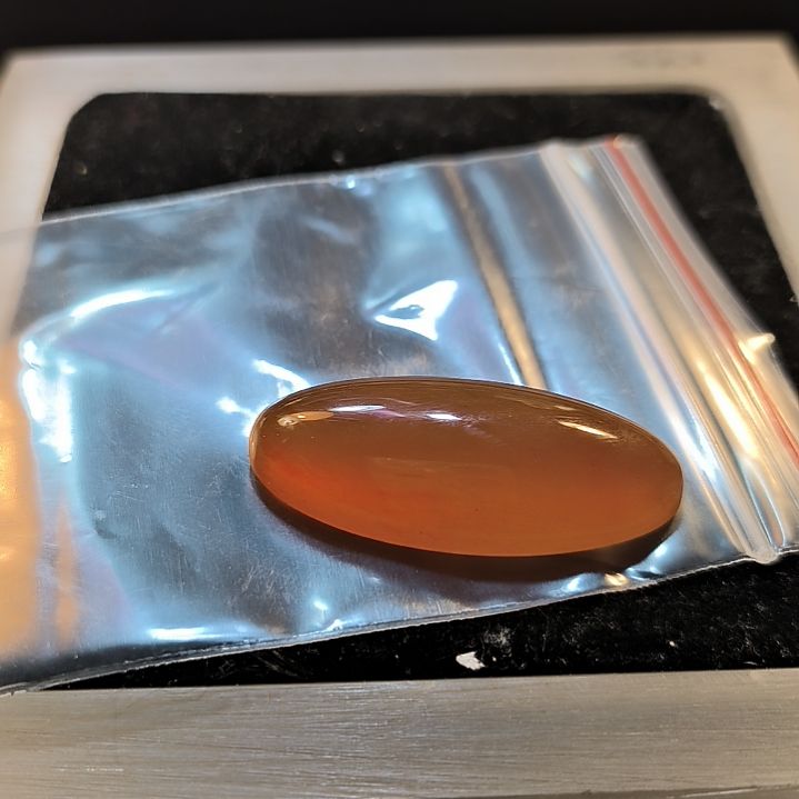 用***3石英岩玉未镶嵌戒面