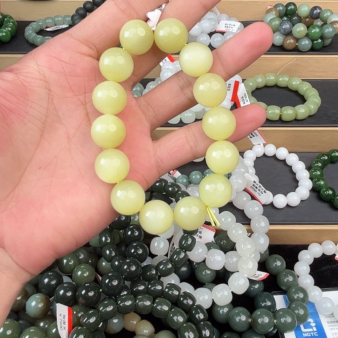 和田玉手串未镶嵌纯天然新疆新疆和田玉若羌黄口16mm