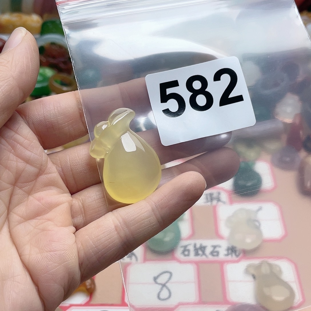 玛瑙/玉髓颈饰合金晴*