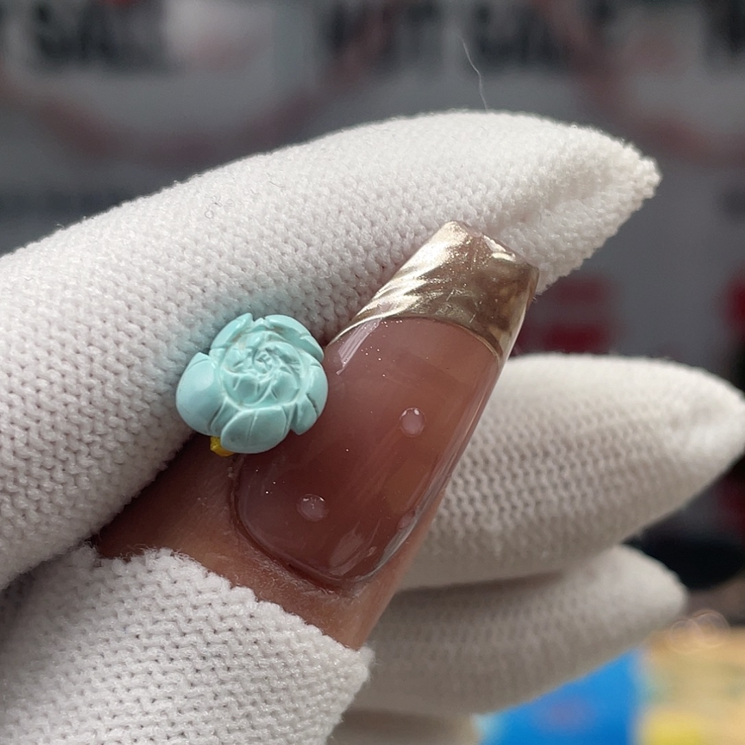 绿松石未镶嵌挂件