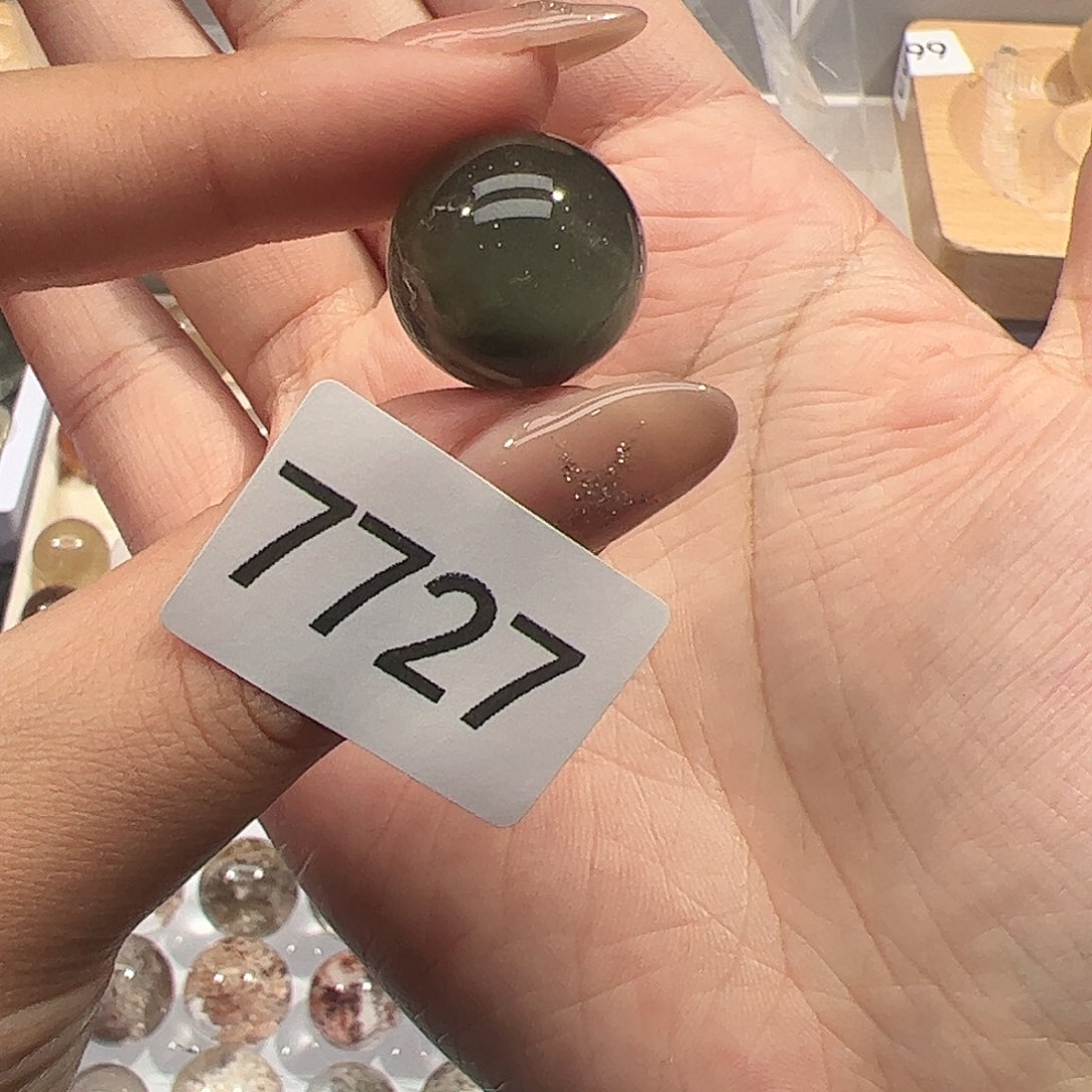 水晶未镶嵌大型摆件（非配饰）