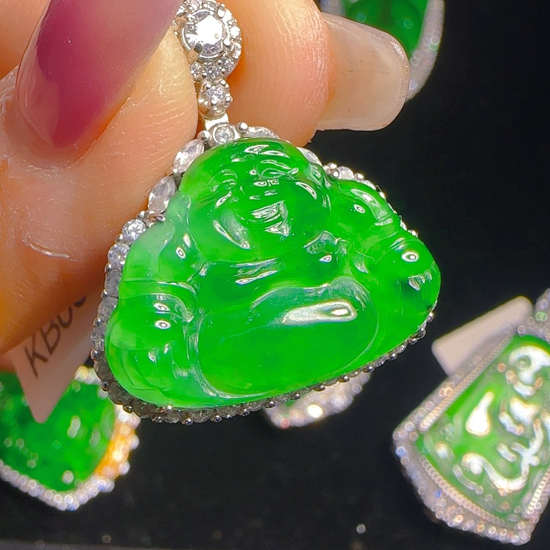 翡翠吊坠(赠链)银S925镶嵌