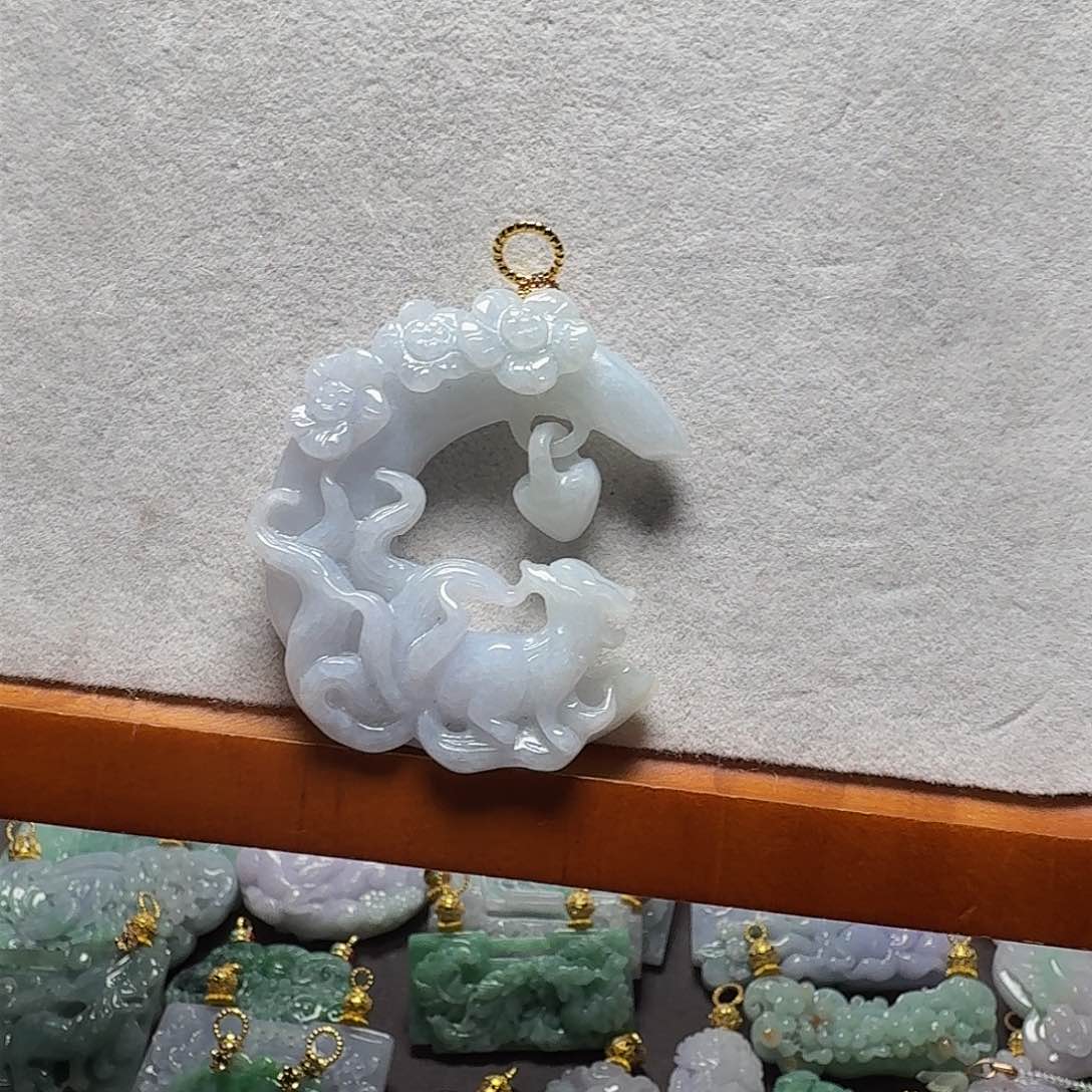 吊坠(赠链)未镶嵌翡翠