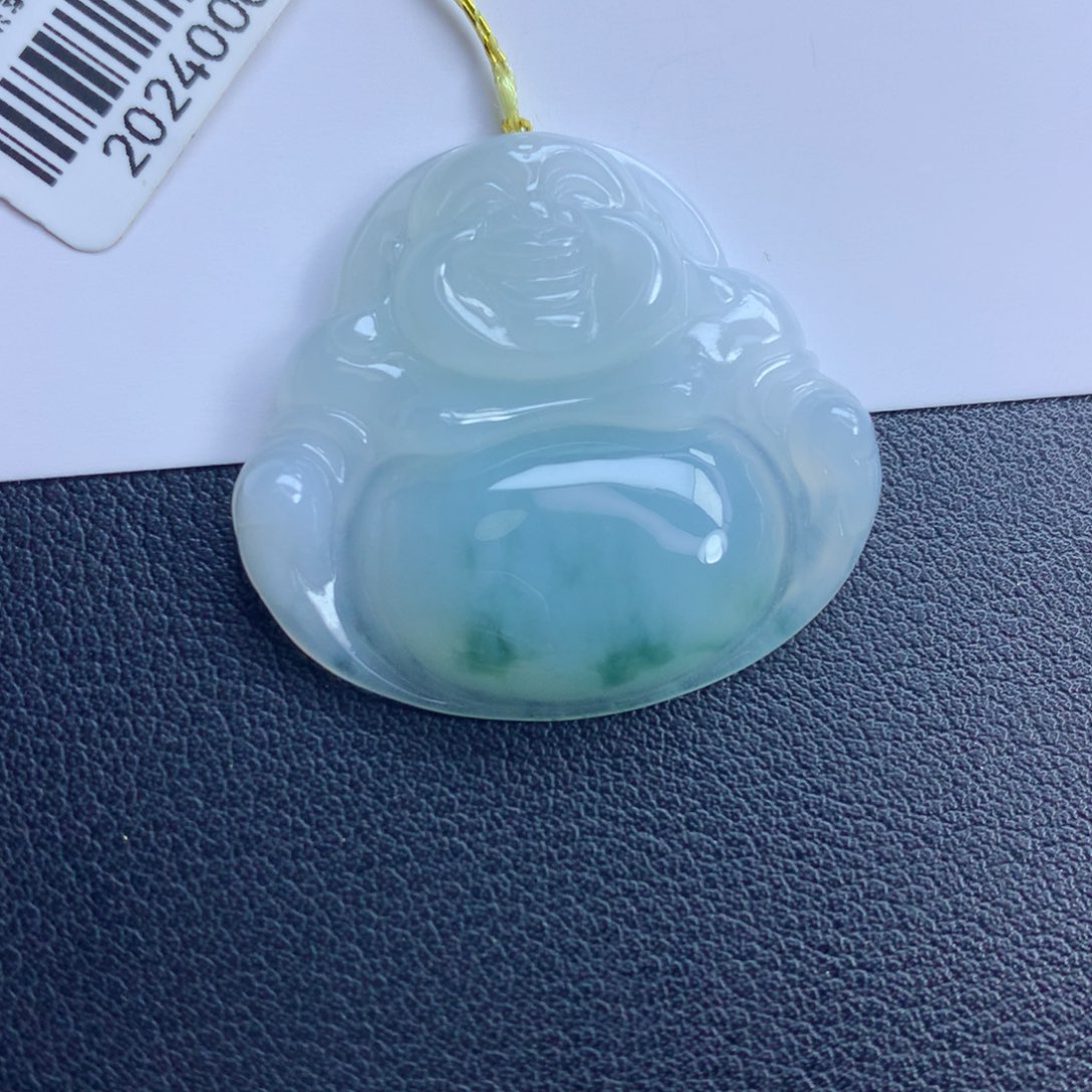 翡翠颈饰未镶嵌佛公
