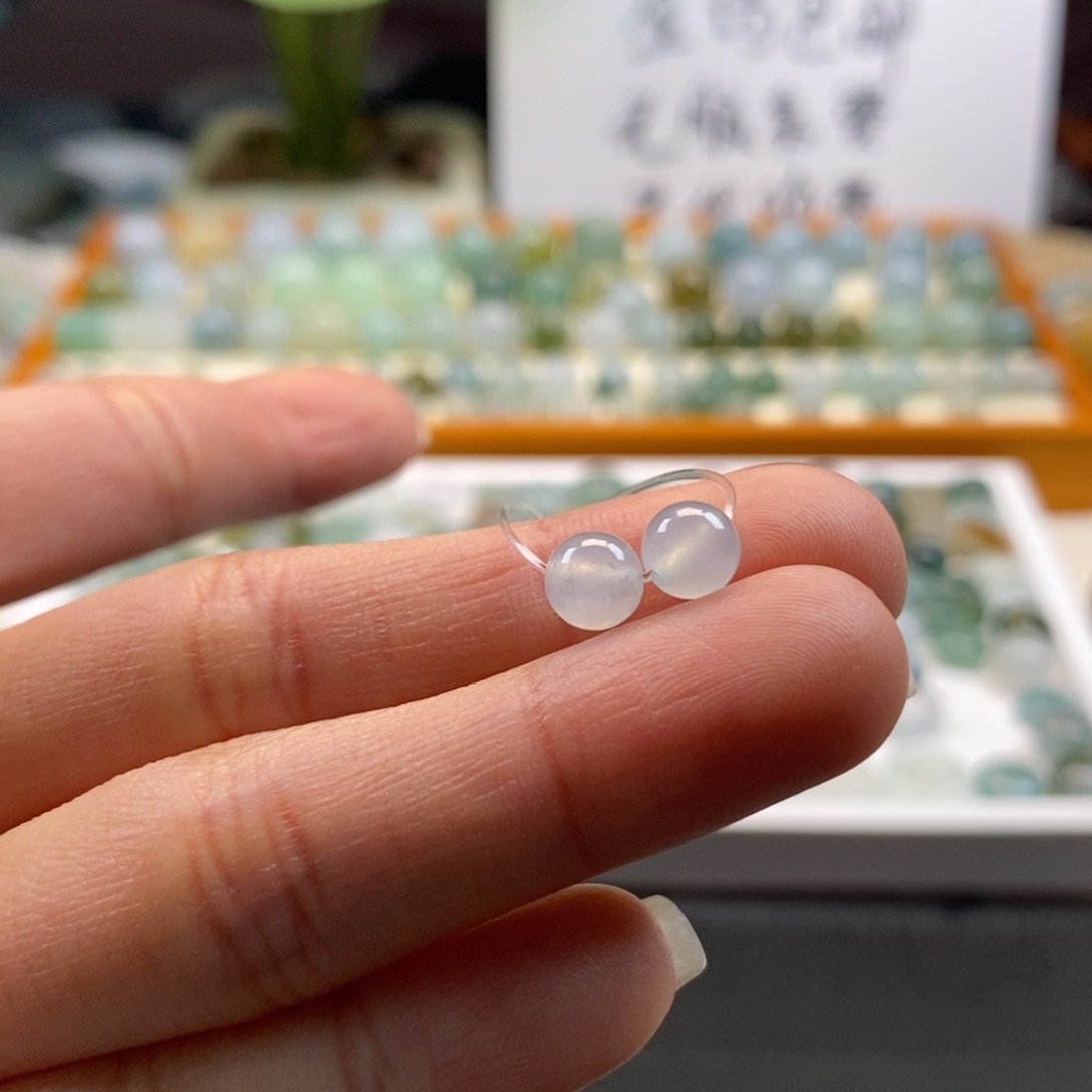 翡翠散珠天然翡翠一对5.9