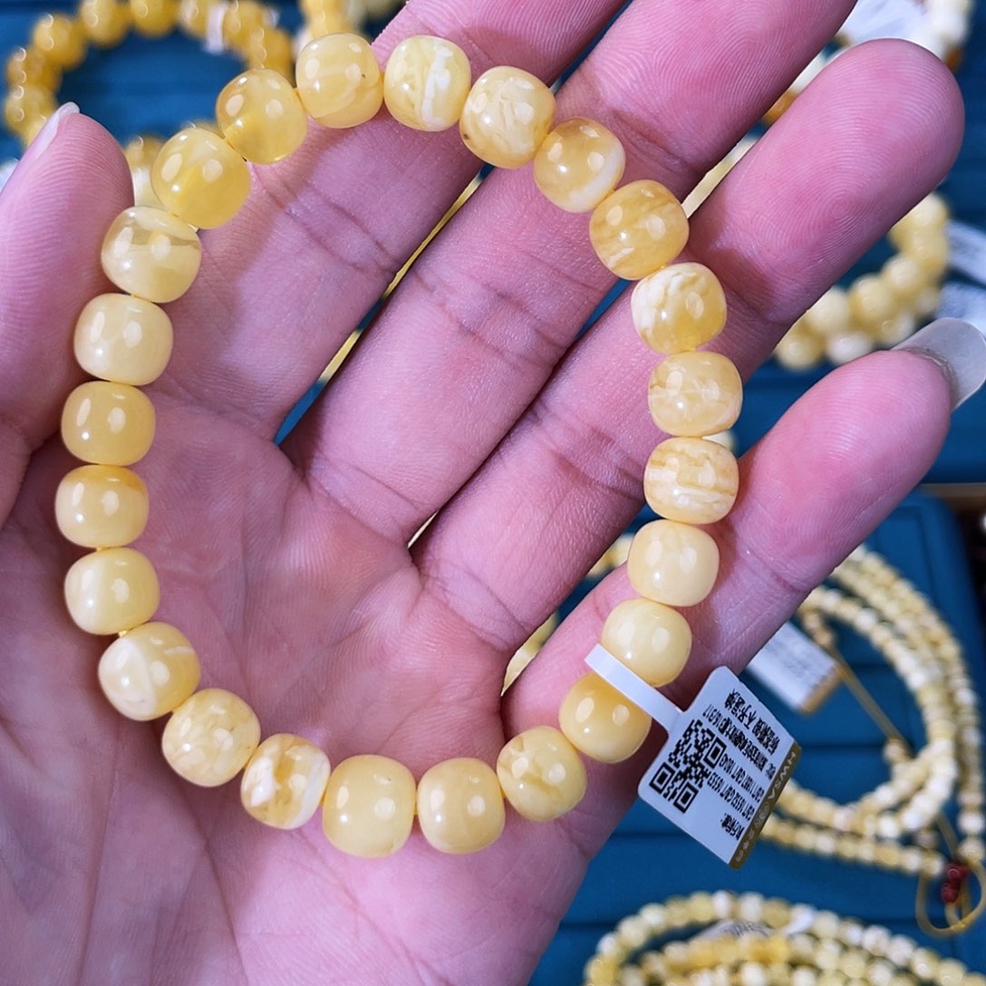 琥珀裸石未镶嵌DY241226B014