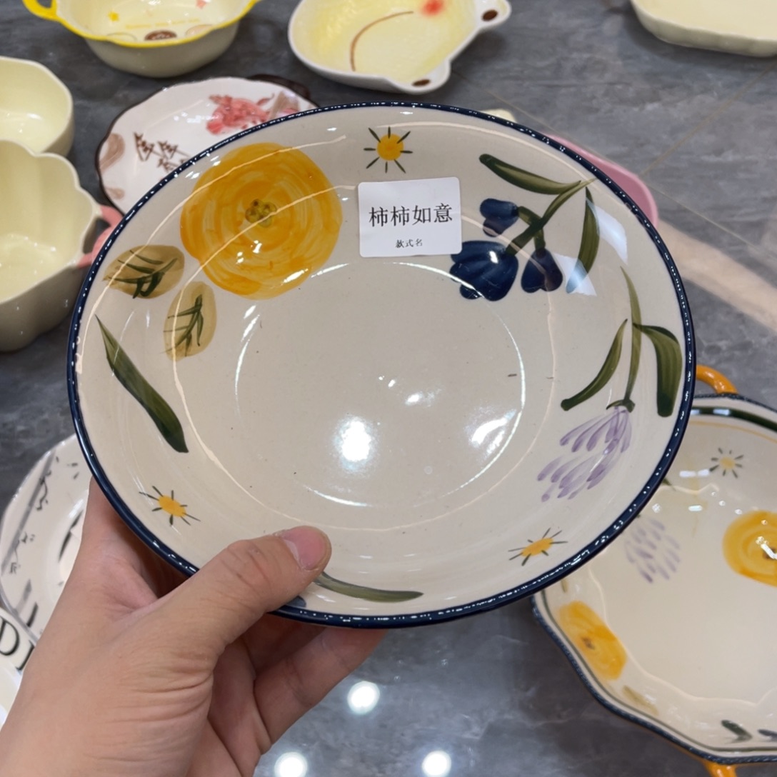 陶瓷微瑕餐具介意勿拍，满18飞！