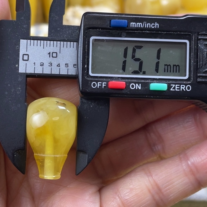 蜜蜡未镶嵌裸石82杂