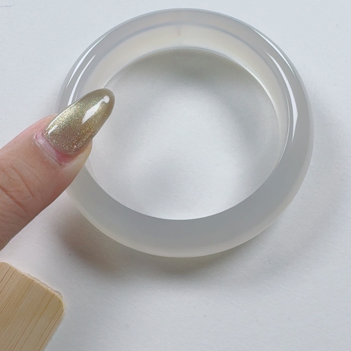 玛瑙/玉髓手镯未镶嵌@*