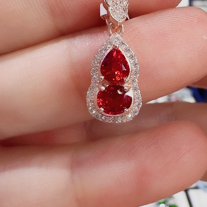 蓝宝石吊坠(不含链)银S925镶嵌