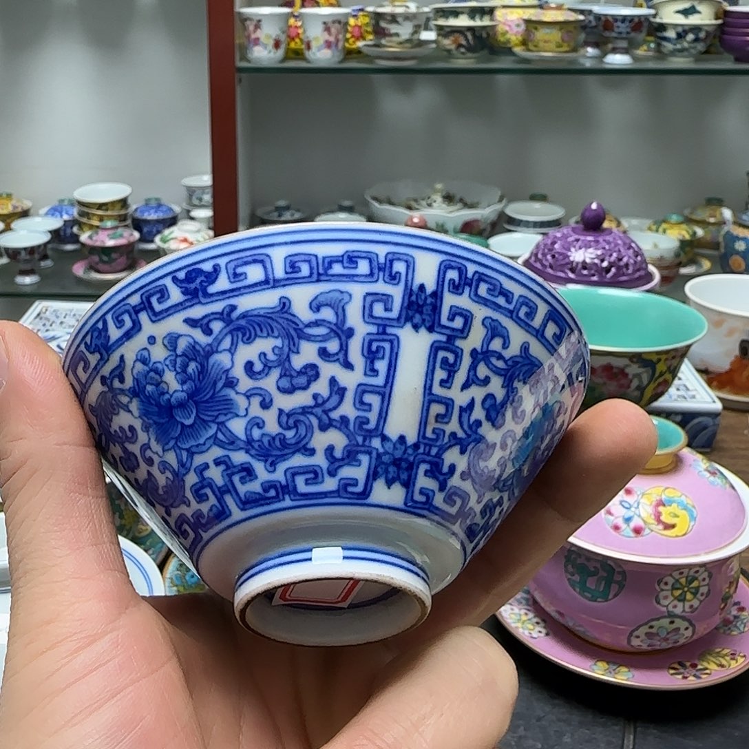 歇***提瓷片瓷器主人的故事一出