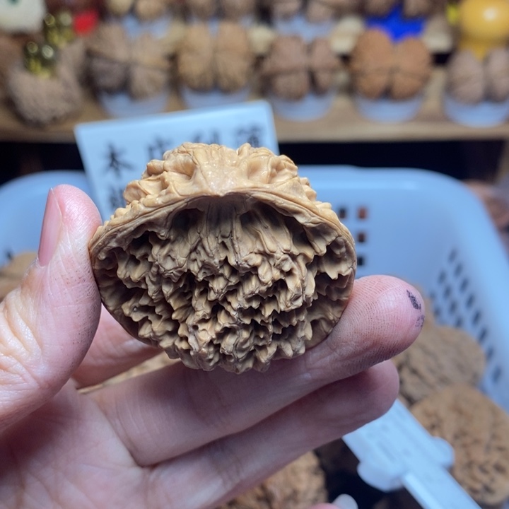 青***水文玩核桃把件文玩