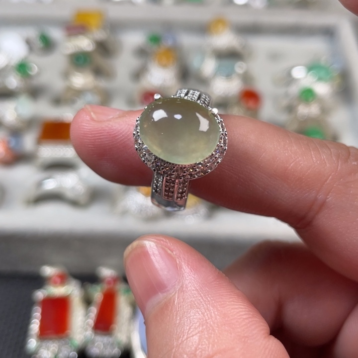 翡翠未镶嵌戒指缅甸天然翡翠