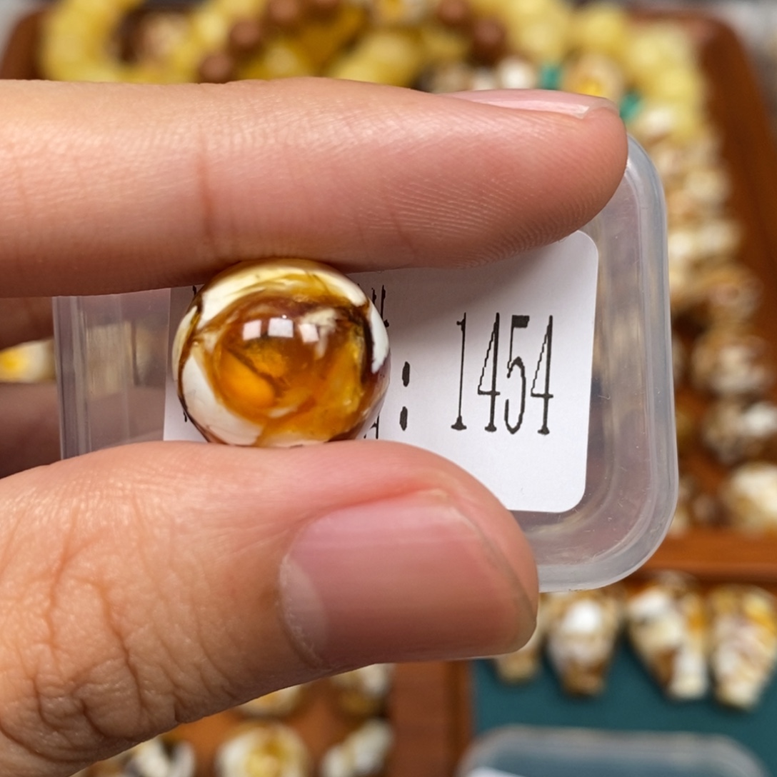 把件猴头核桃沁色圆珠老型1454