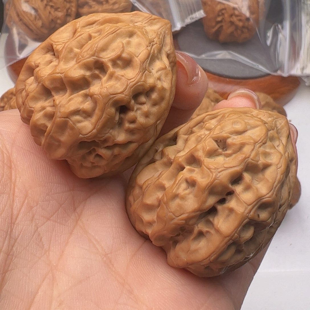文玩核桃吊坠火苗38