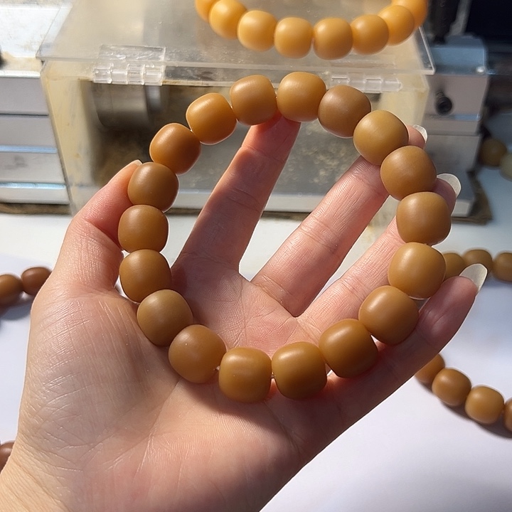 越***8手串菩提根/象牙果