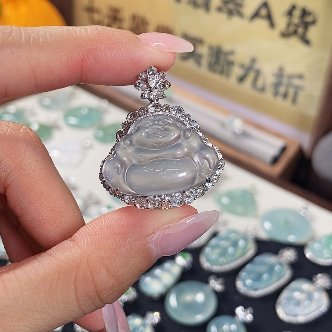 翡翠18K金镶嵌颈饰天然缅甸A货翡翠佛公