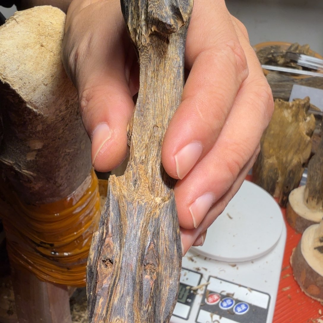 白奇沉香块料沉香