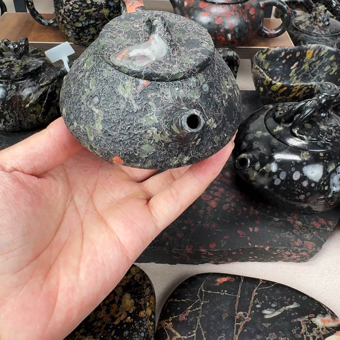 梅花玉精品石瓢壶