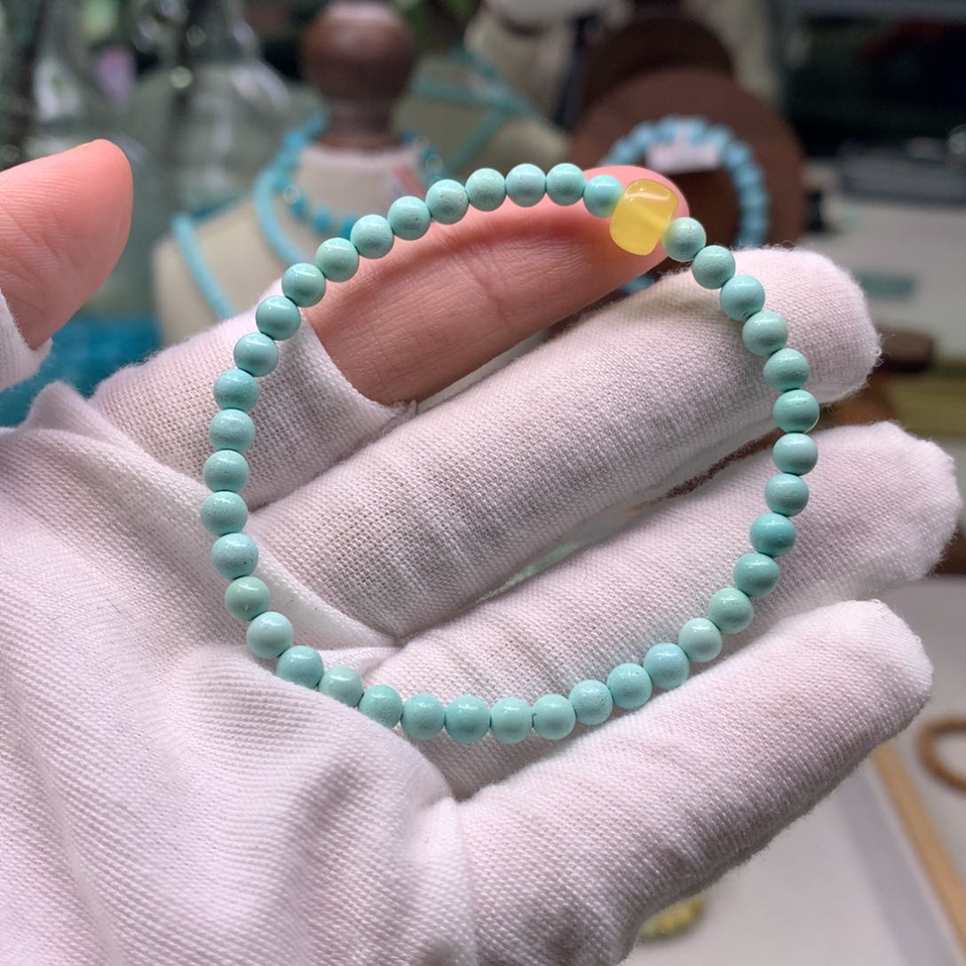 绿松石配饰未镶嵌