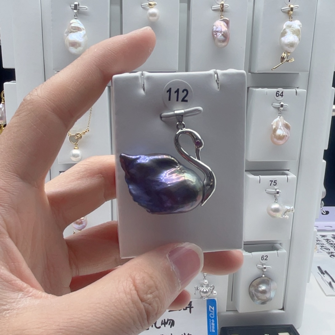 淡水珍珠合金颈饰