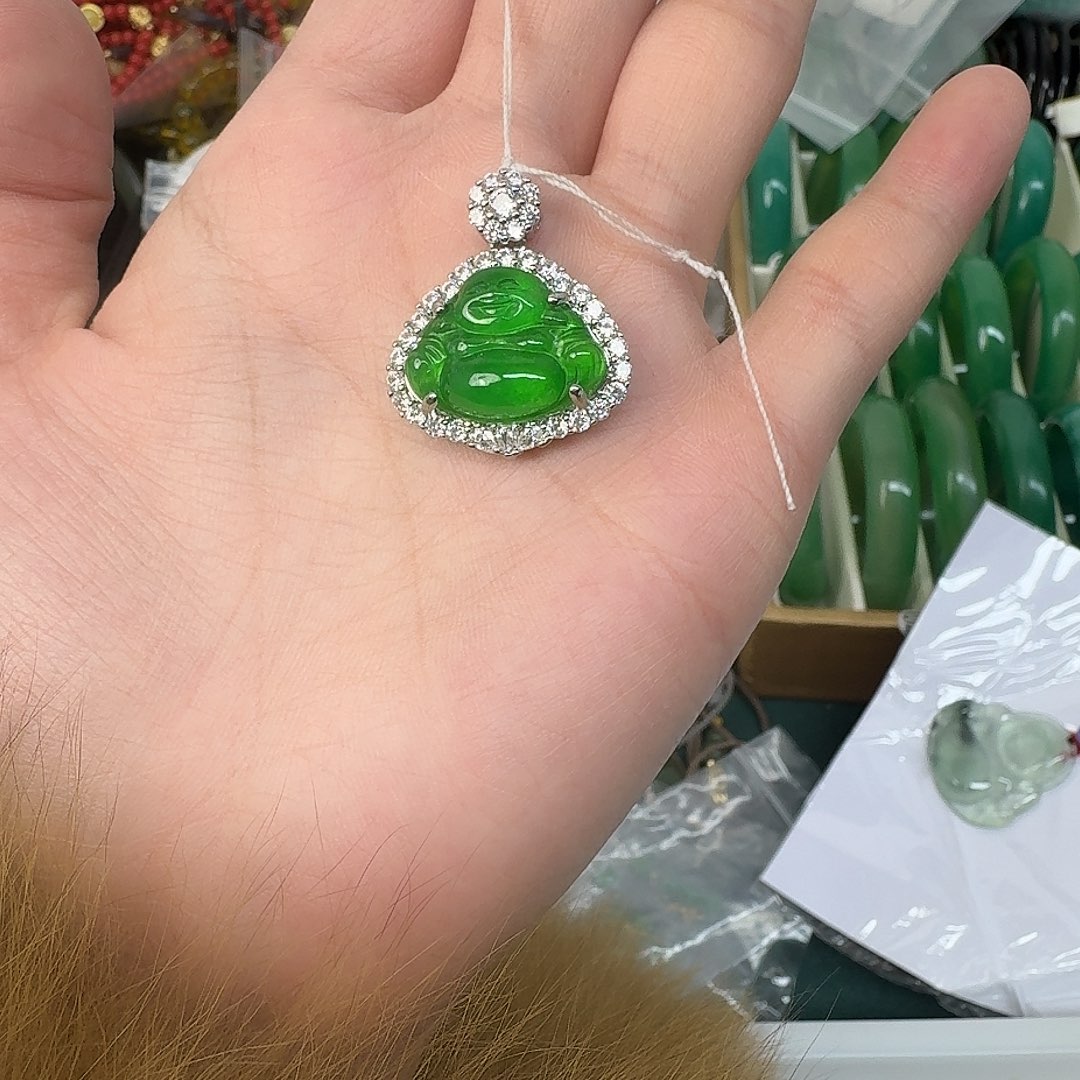 翡翠颈饰未镶嵌382号