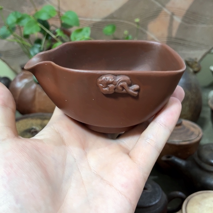 瓷片备前。       汤冷