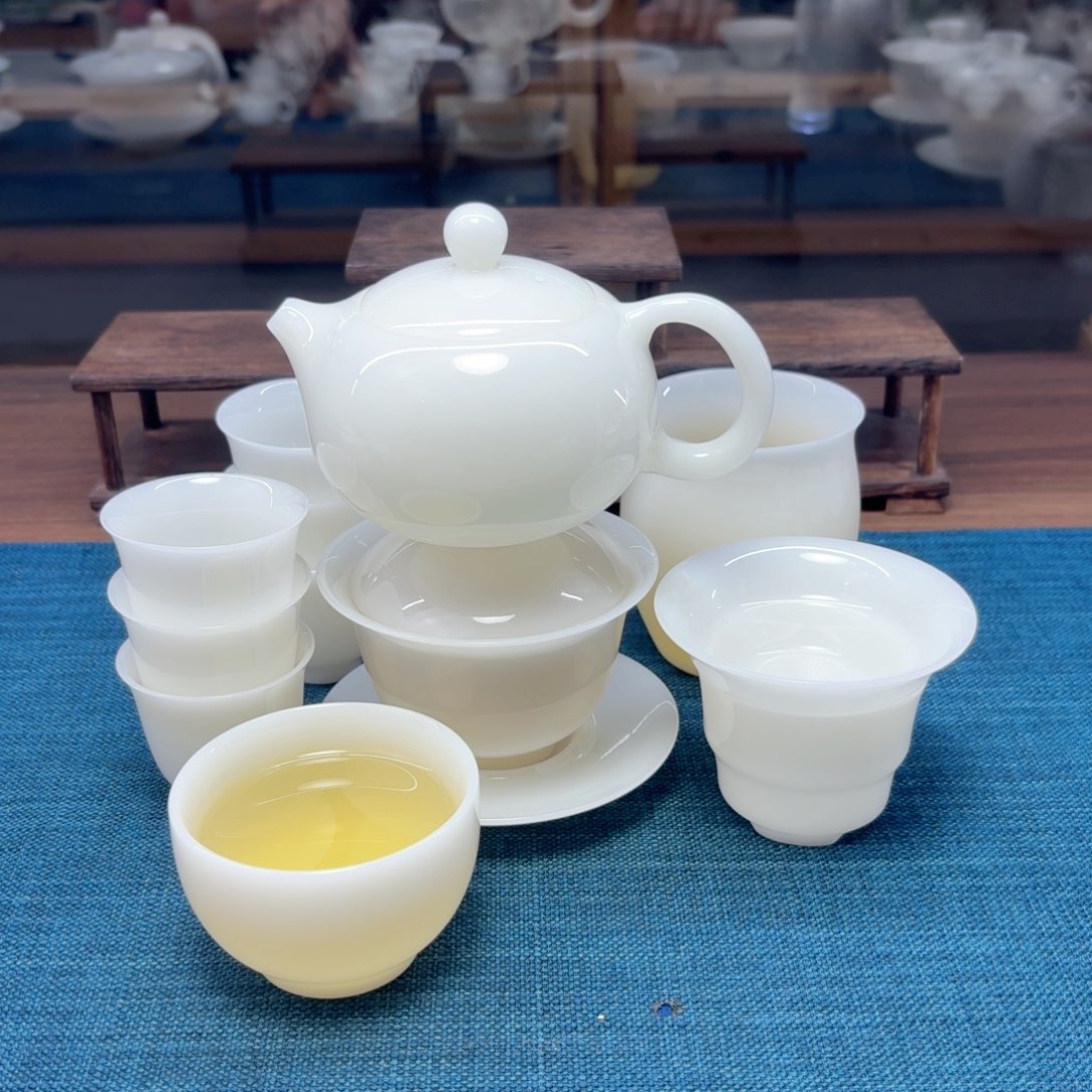 璞玉冰种玉瓷茶具