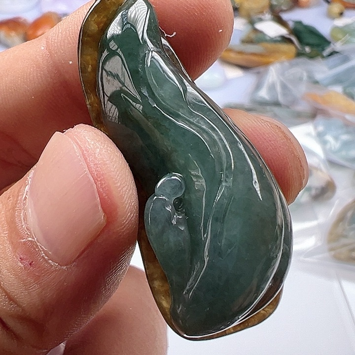 颈饰未镶嵌翡翠缅甸翡翠吊坠