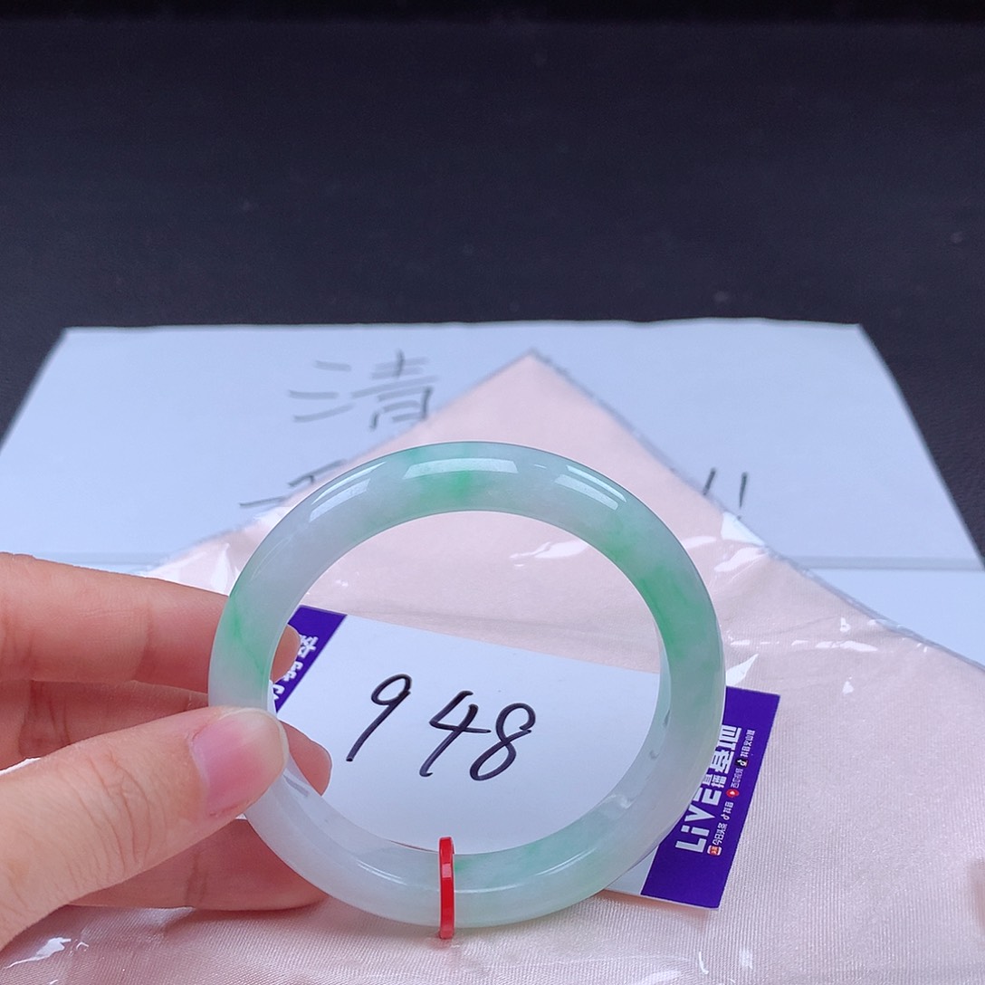 翡翠手镯未镶嵌手镯001835