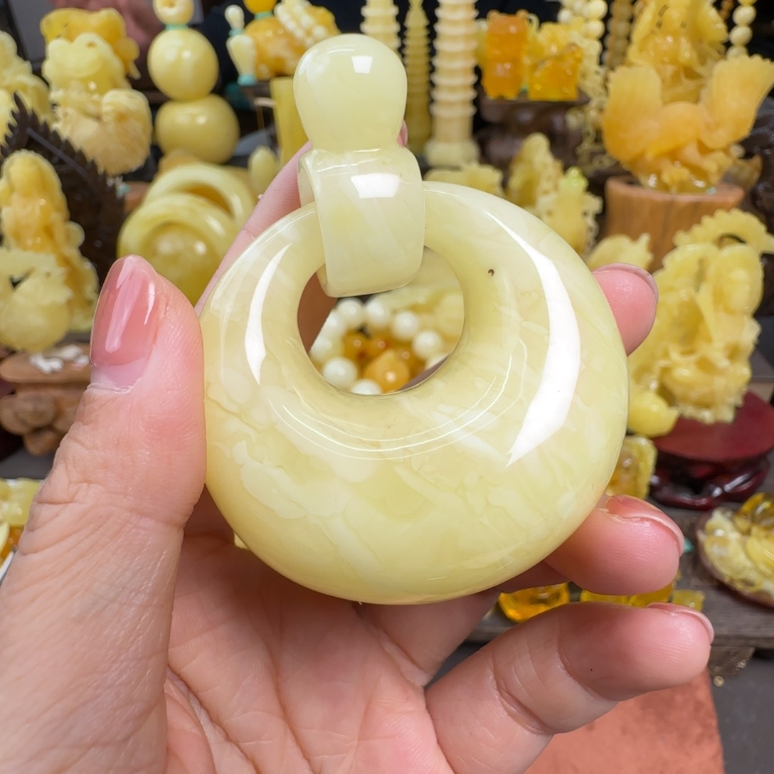 蜜蜡未镶嵌珠宝奇石微瑕