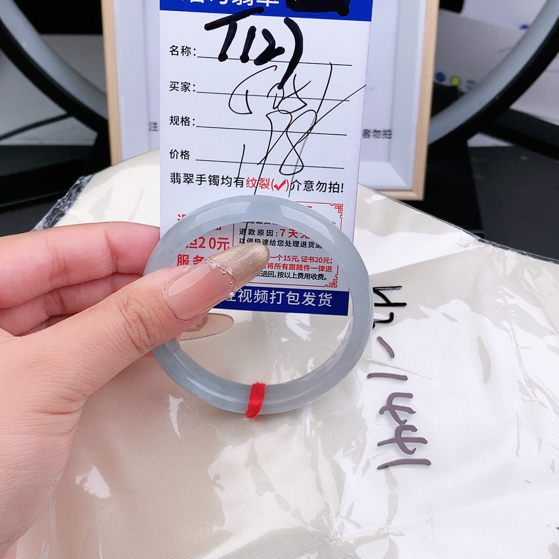 翡翠手镯未镶嵌手镯以实物为准微色差T127