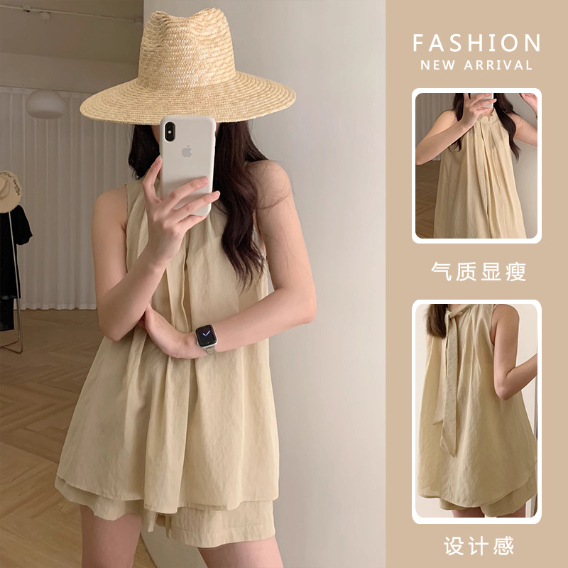 2025孕妇装新款夏季清爽设计感无袖上衣无托腹抽绳短裤孕妇套装