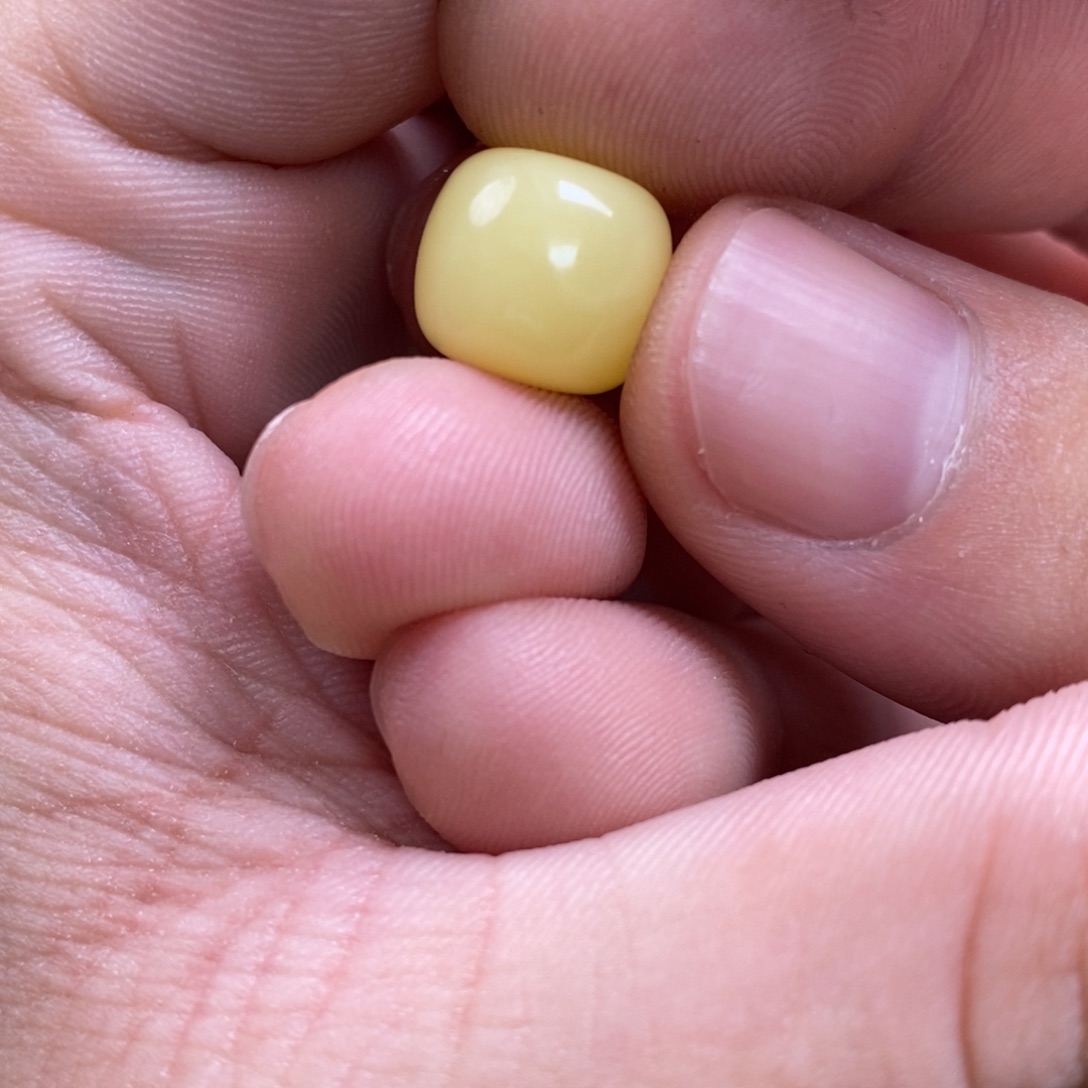 阿***番蜜蜡未镶嵌裸石配饰