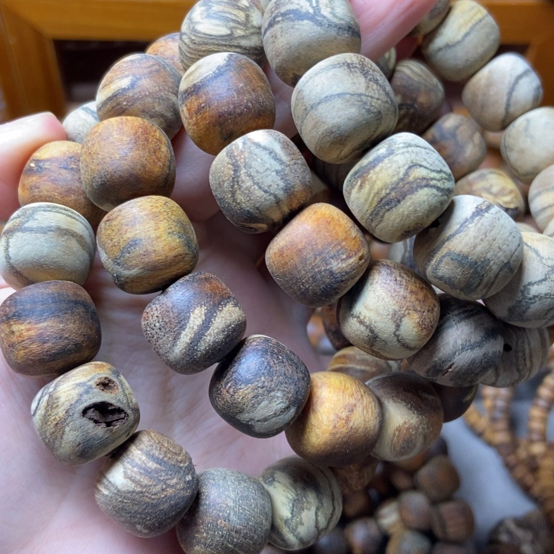 贡木15.16贡木瑕疵