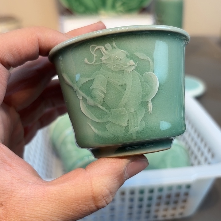 瓷片龙泉青瓷福利青瓷