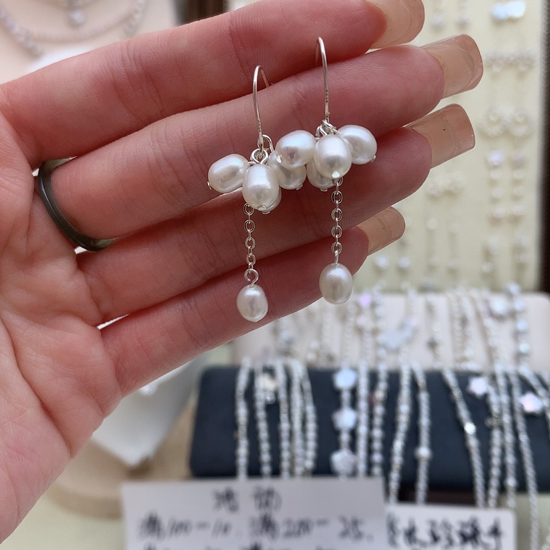 淡水珍珠耳饰未镶嵌